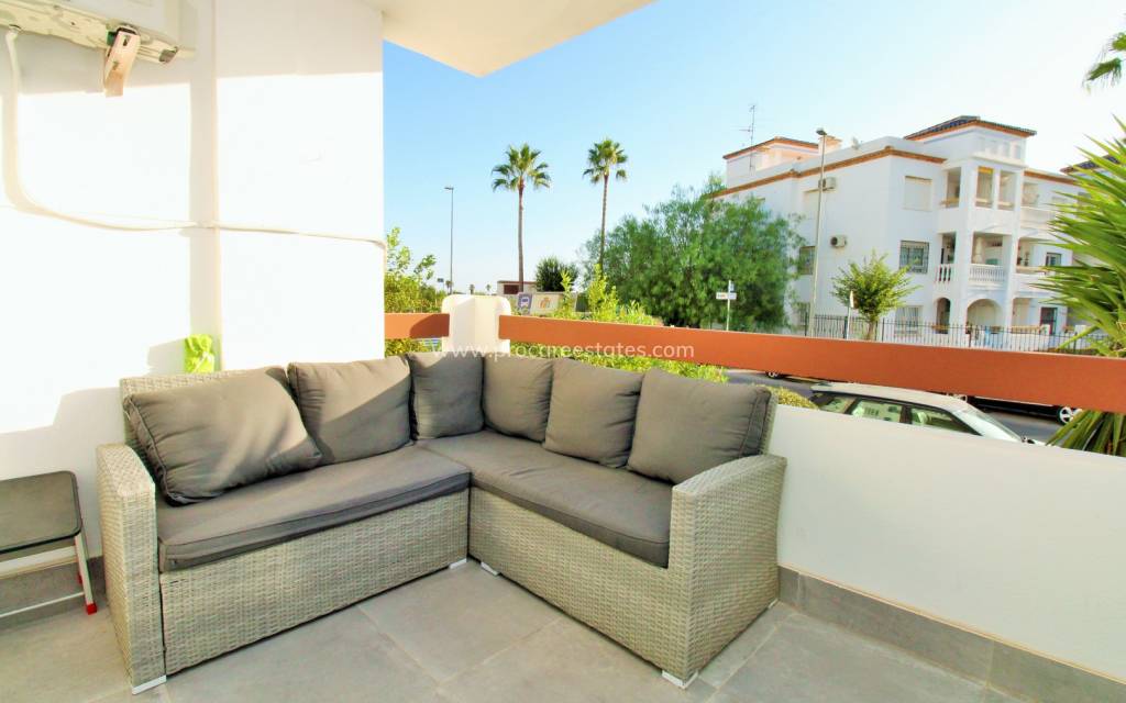 Resale - Apartment - Orihuela Costa - Villamartin
