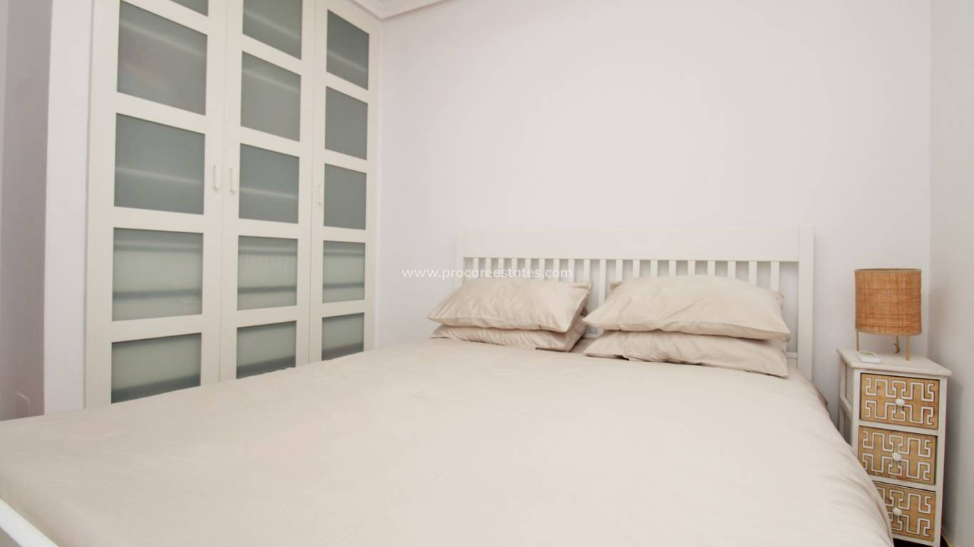 Resale - Apartment - Orihuela Costa - Villamartin