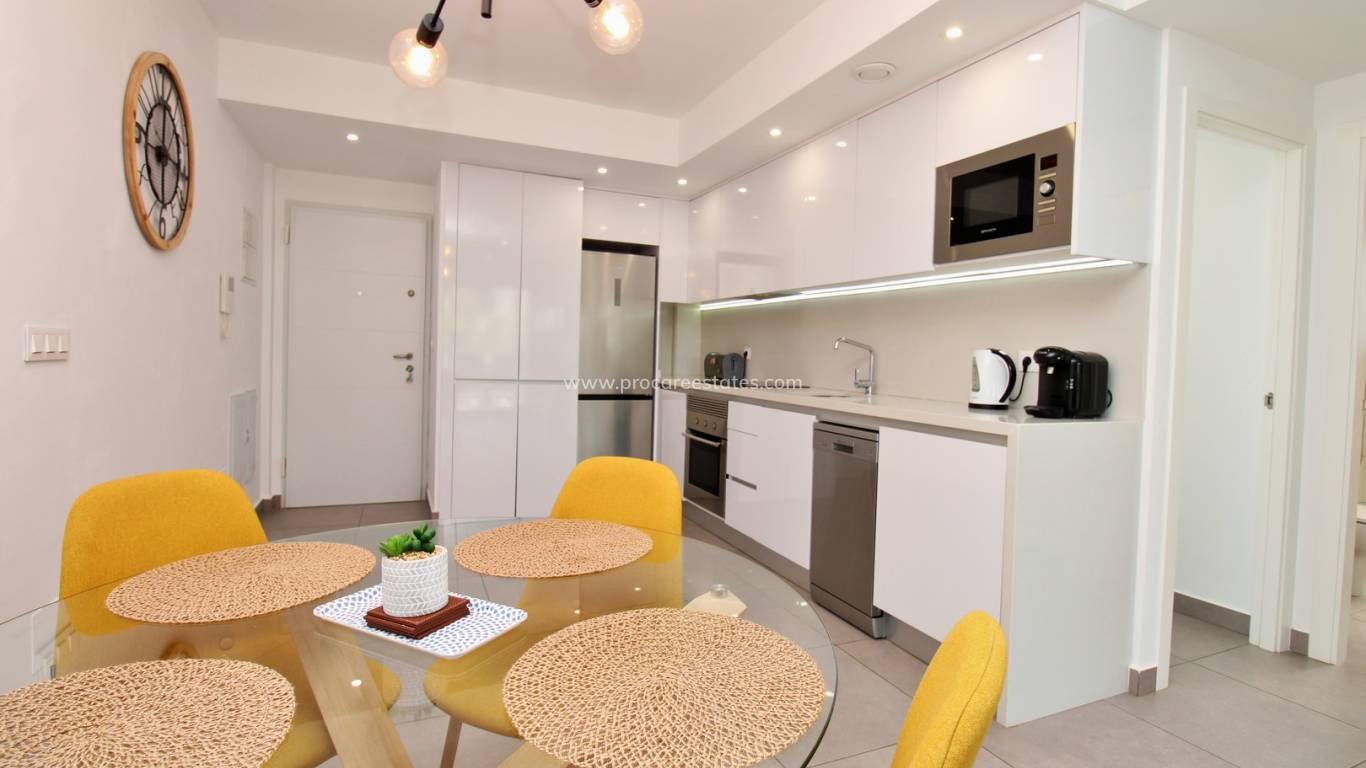 Resale - Apartment - Orihuela Costa - Villamartin