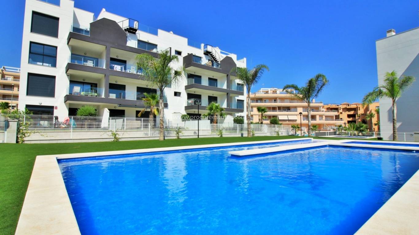 Resale - Apartment - Orihuela Costa - Villamartin