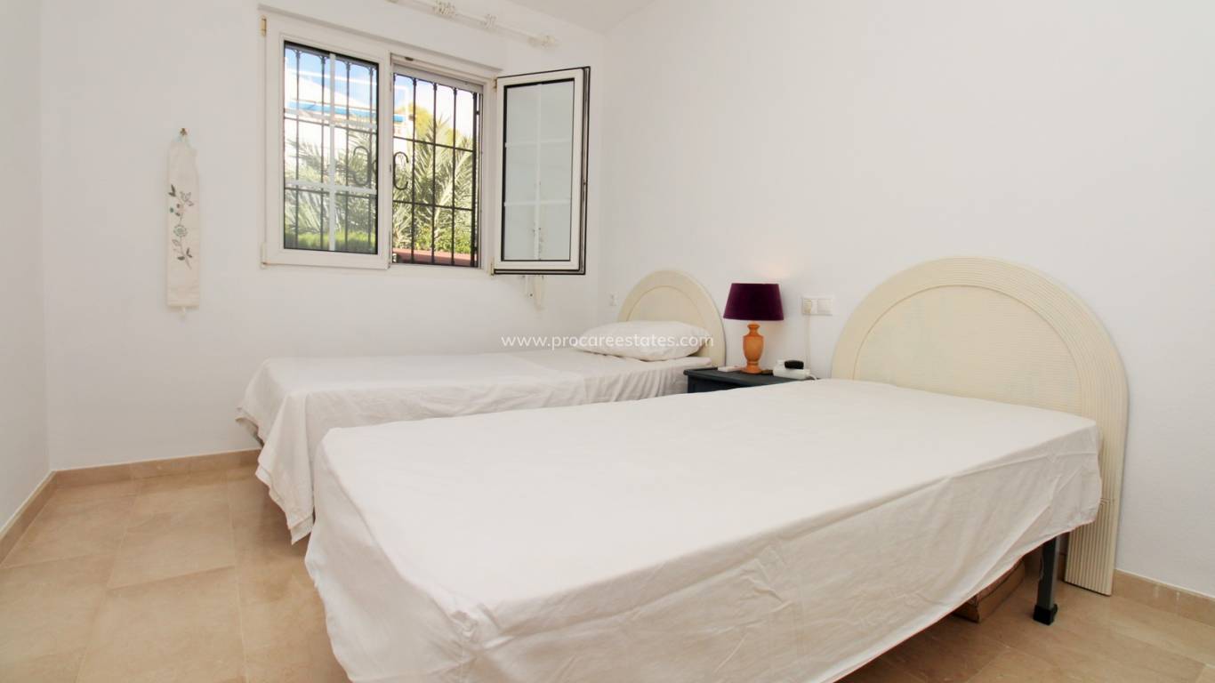 Resale - Apartment - Orihuela Costa - Villamartin