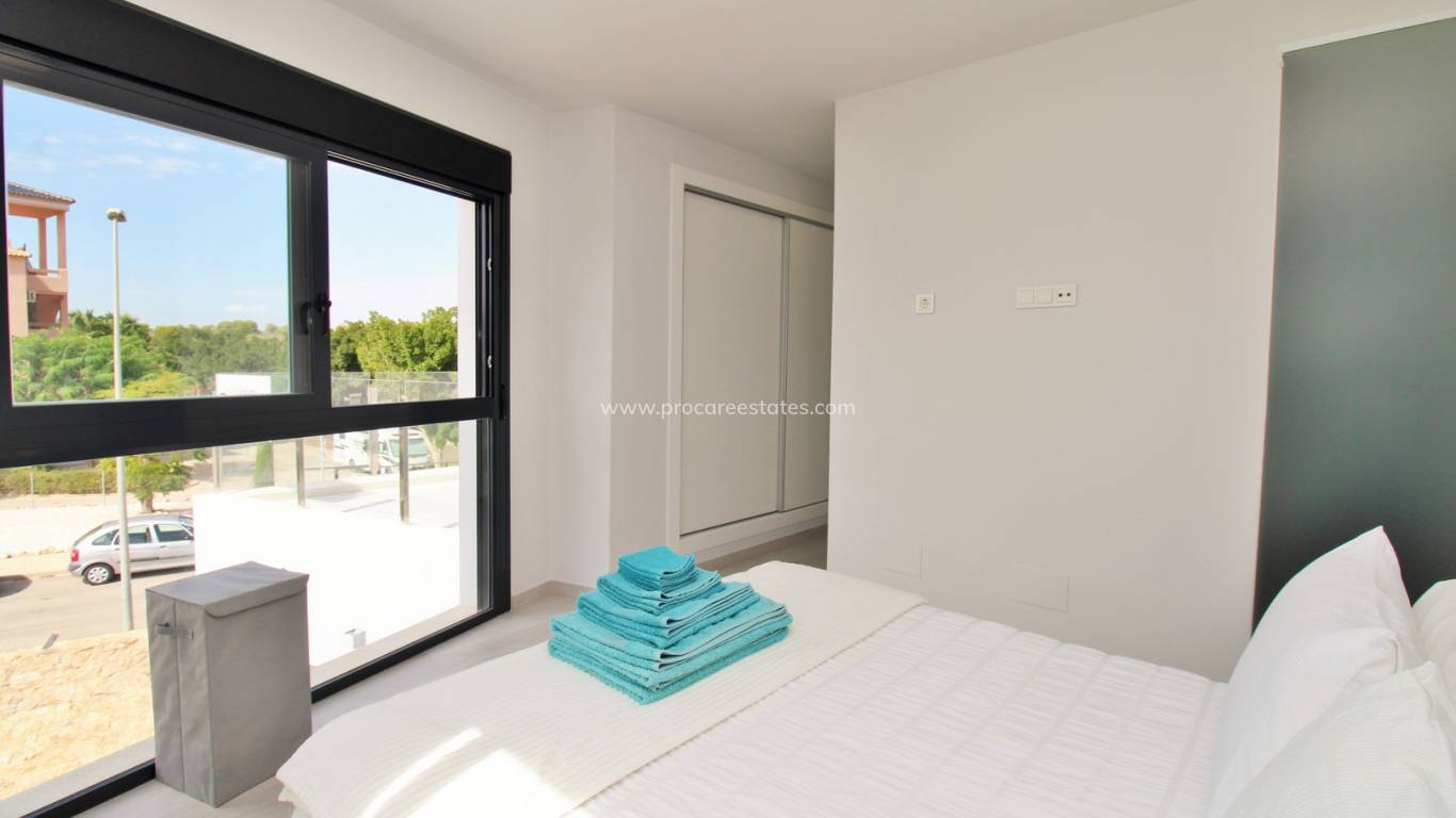 Resale - Apartment - Orihuela Costa - Villamartin