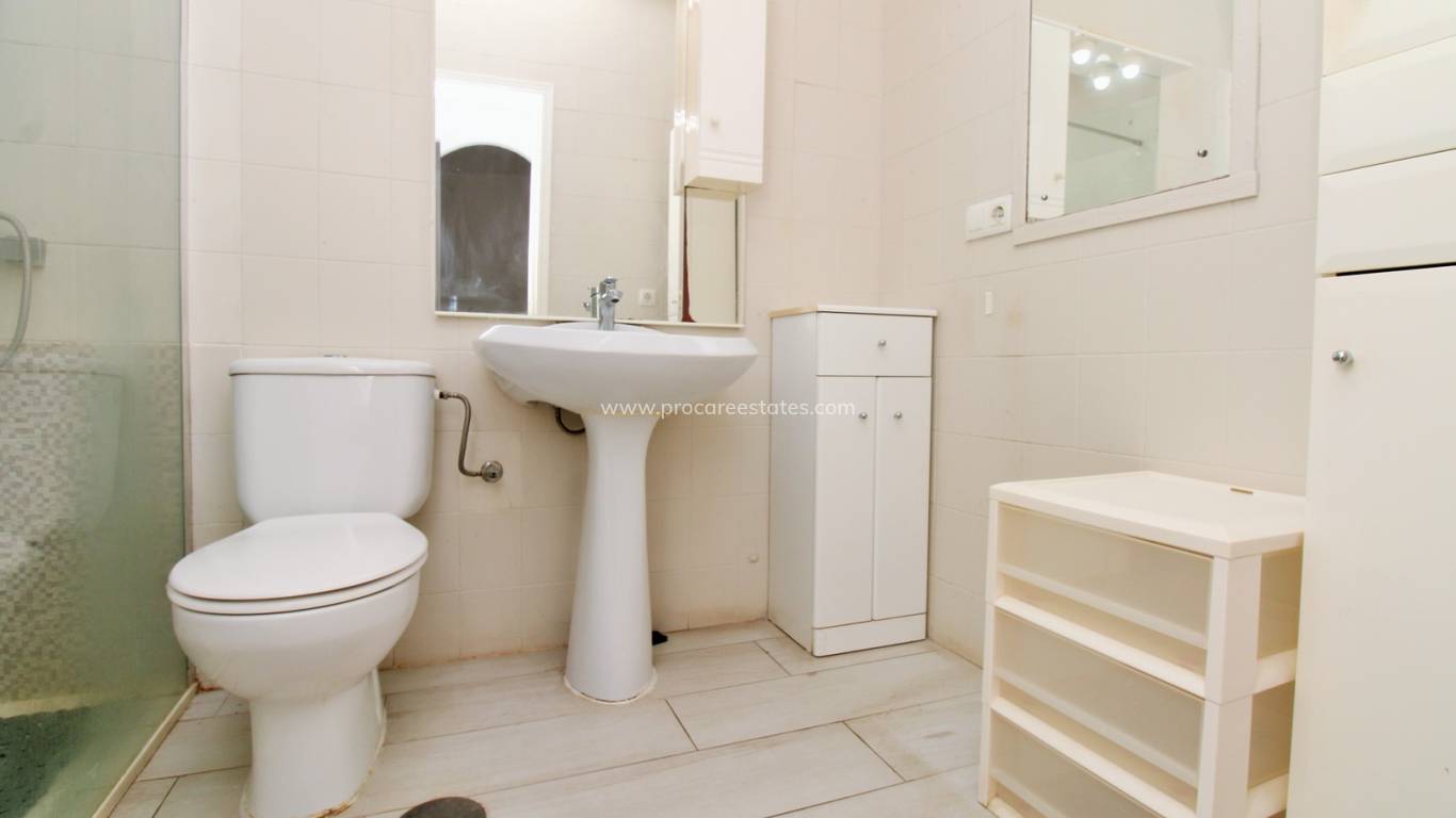 Resale - Apartment - Orihuela Costa - Villamartin