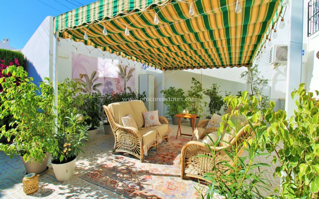 Resale - Apartment - Orihuela Costa - Villamartin