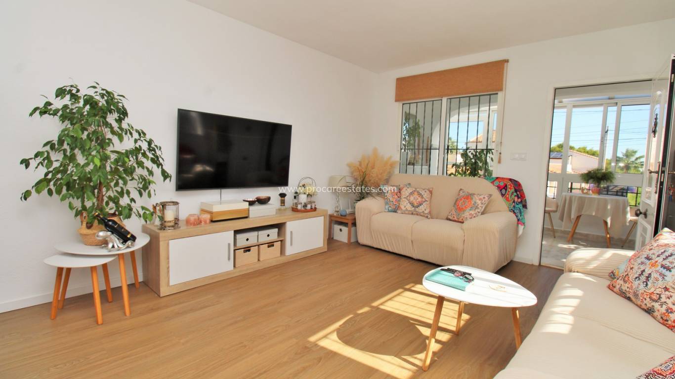 Resale - Apartment - Orihuela Costa - Villamartin