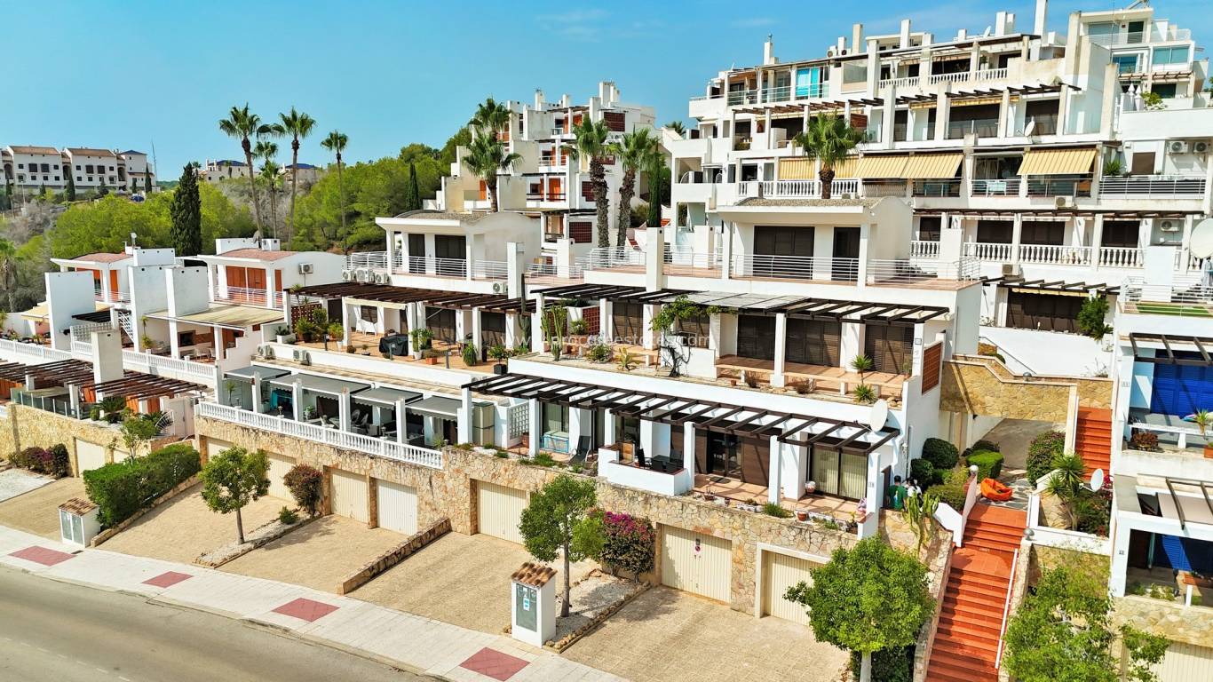 Resale - Apartment - Orihuela Costa - Vistabella Golf