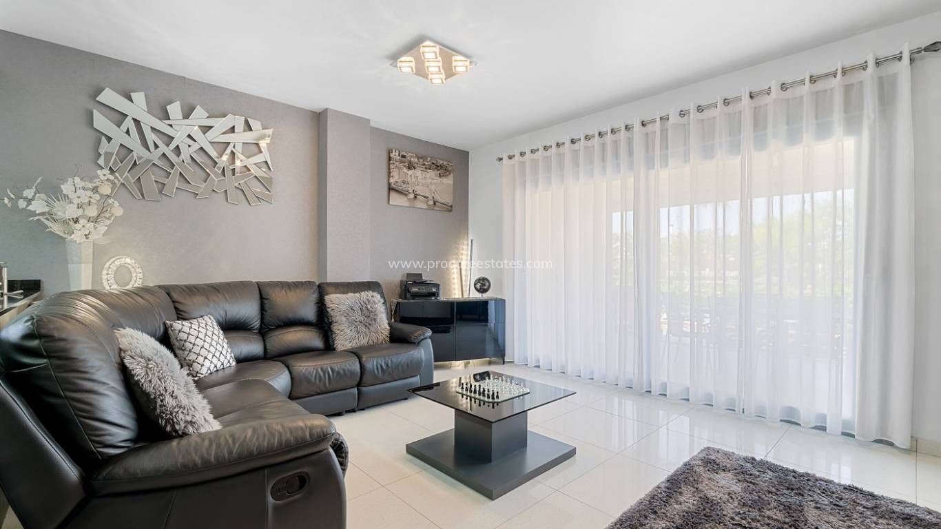 Resale - Apartment - Orihuela - Vistabella Golf