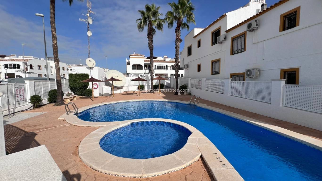 Resale - Apartment - Orihuela - Vistabella Golf