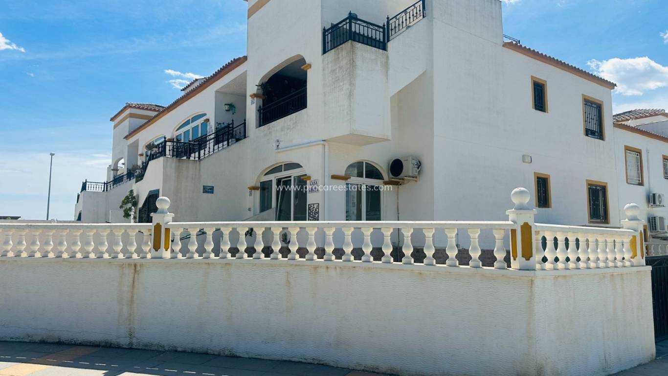 Resale - Apartment - Orihuela - Vistabella Golf