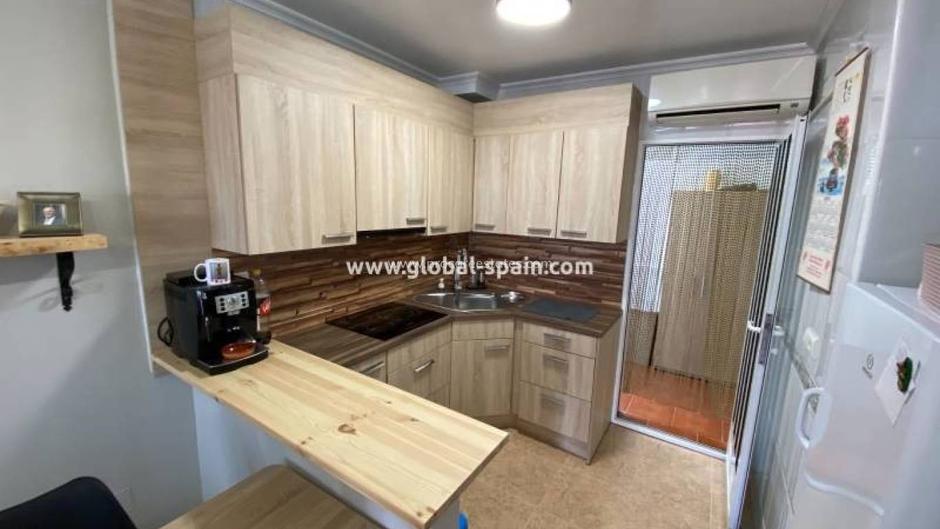 Resale - Apartment - PLAYA FLAMENCA