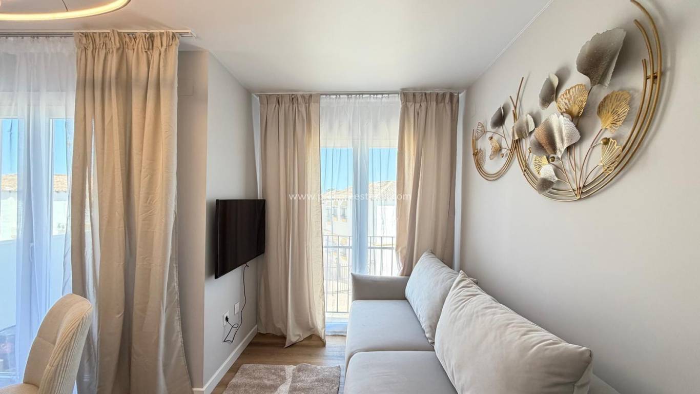 Resale - Apartment - San Miguel de Salinas - 03193