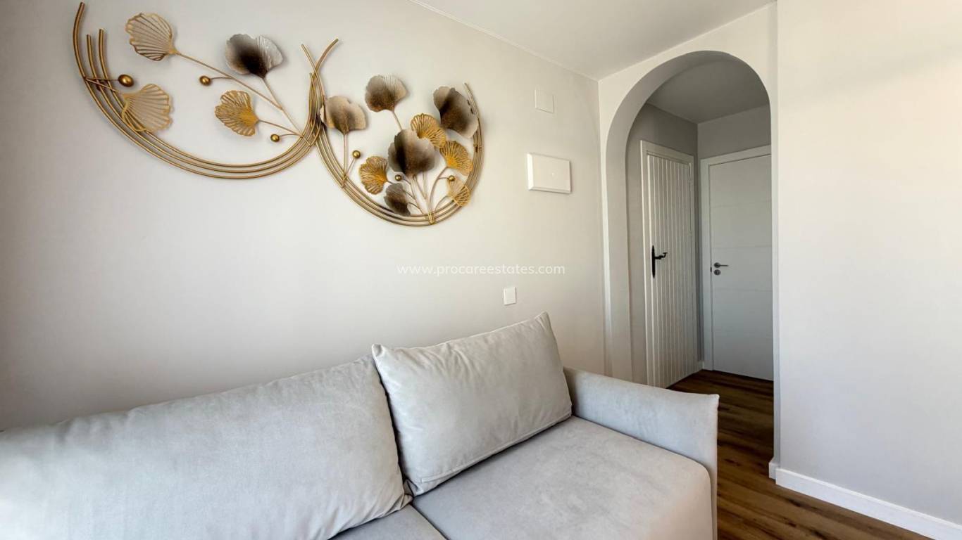 Resale - Apartment - San Miguel de Salinas - 03193