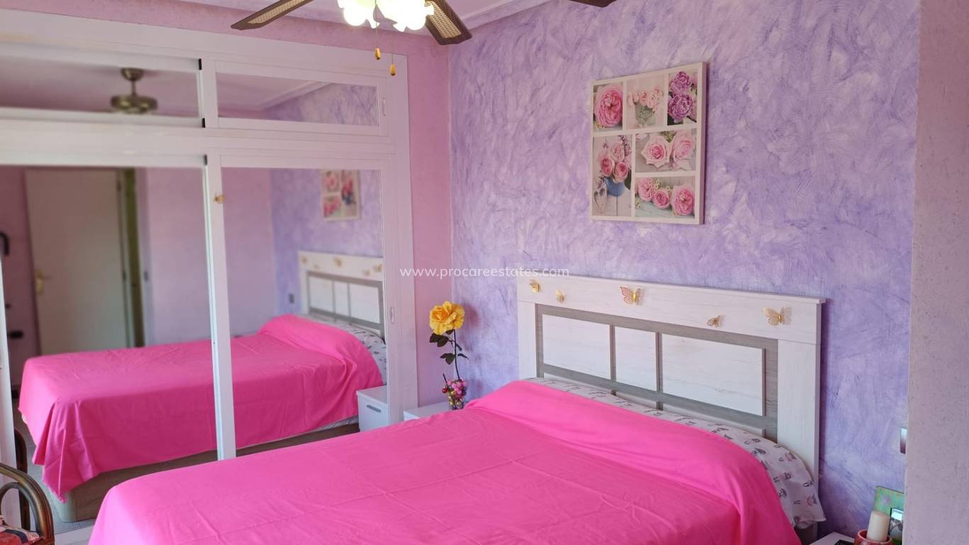 Resale - Apartment - Santa Pola