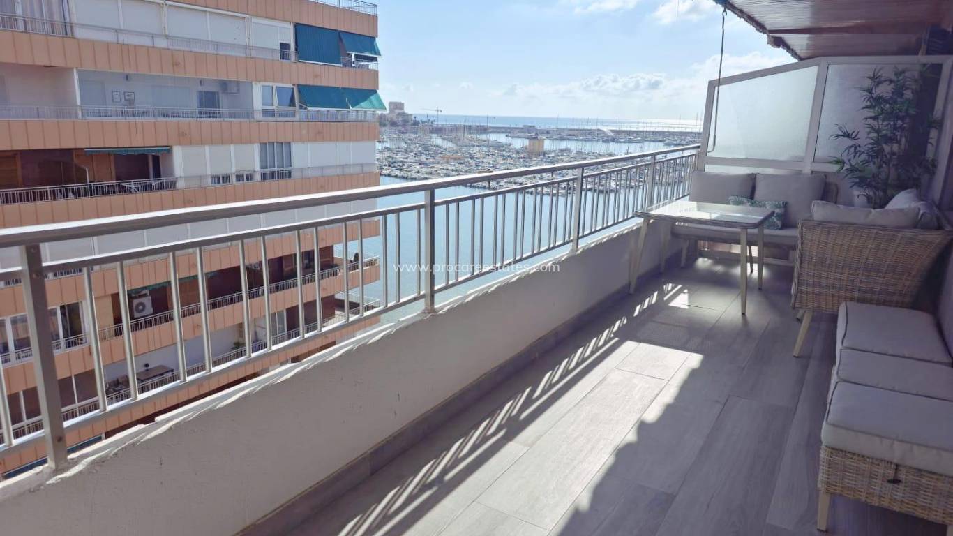 Resale - Apartment - Torrevieja - Acequion