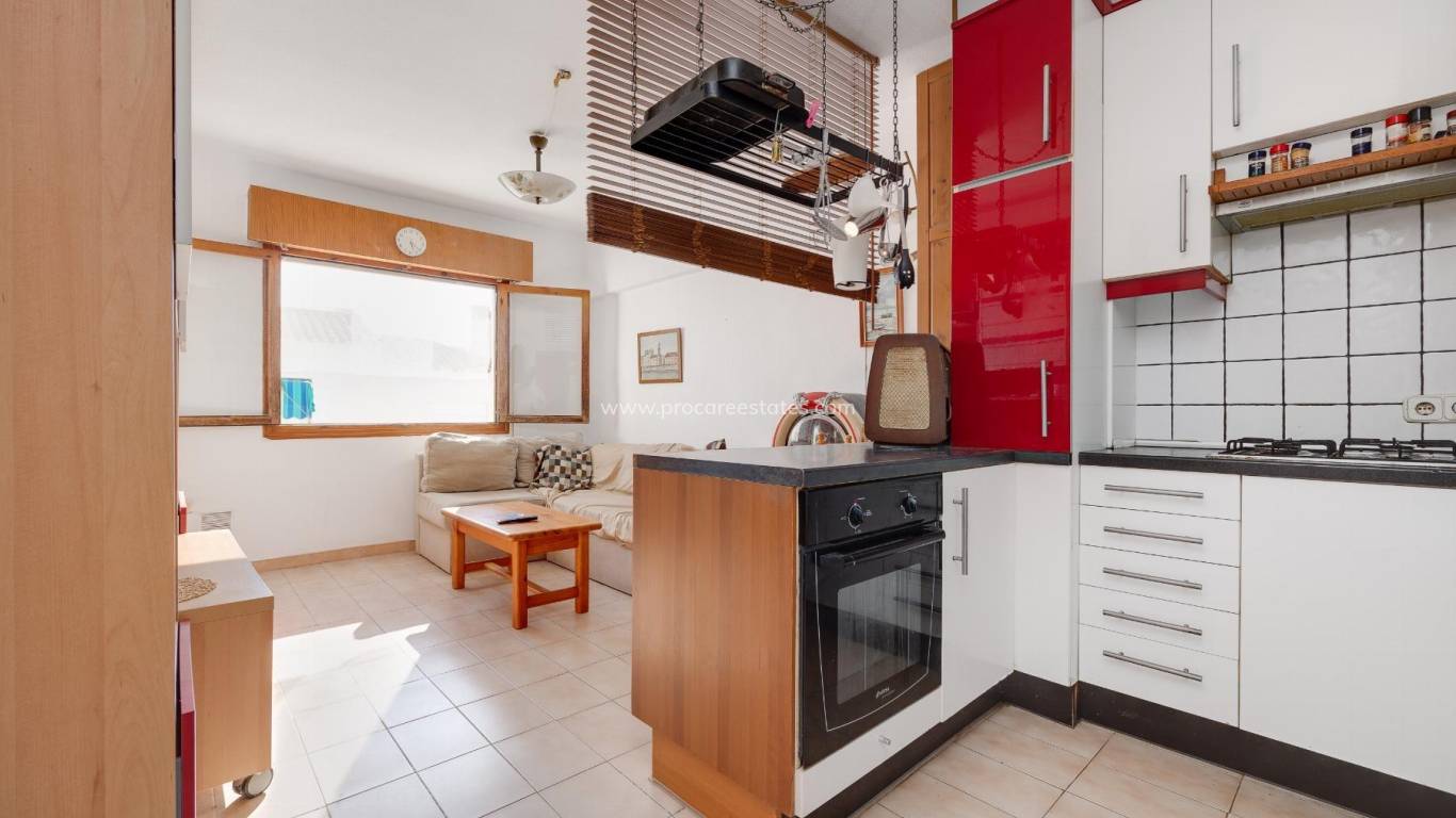 Resale - Apartment - Torrevieja - Acequion