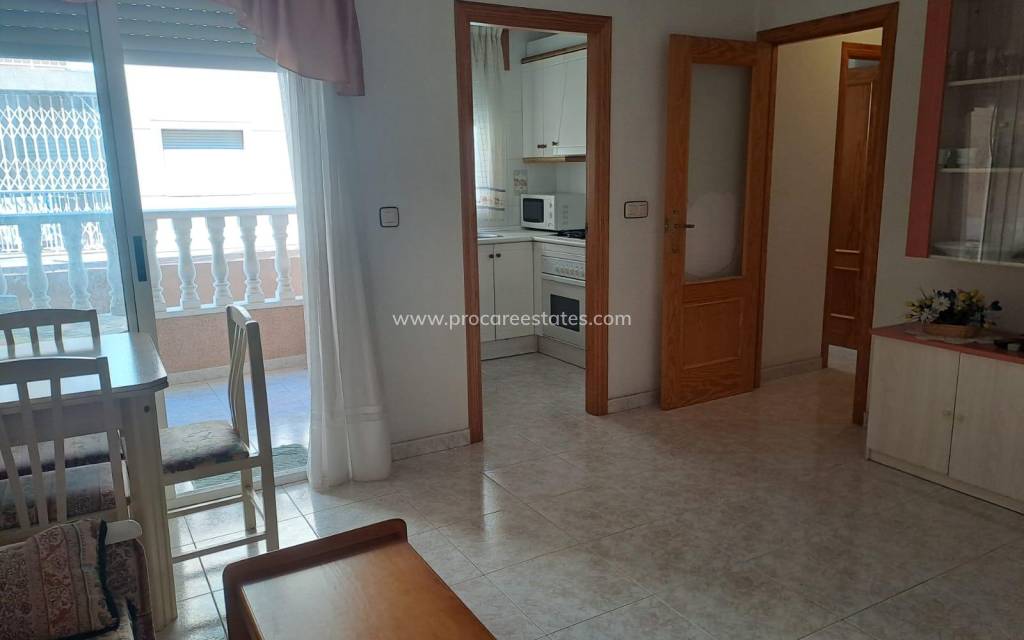 Resale - Apartment - Torrevieja - Acequion