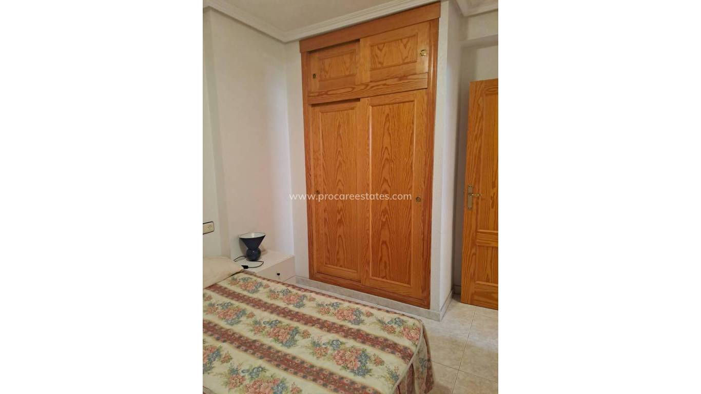 Resale - Apartment - Torrevieja - Acequion