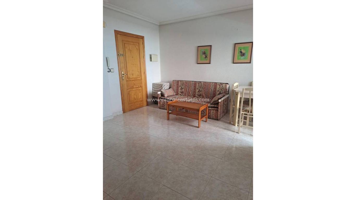 Resale - Apartment - Torrevieja - Acequion