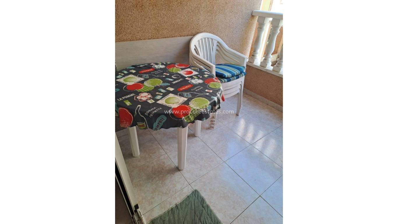 Resale - Apartment - Torrevieja - Acequion