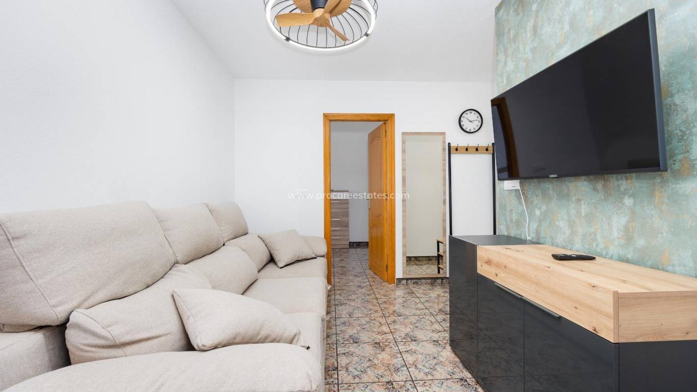 Resale - Apartment - Torrevieja - Acequion