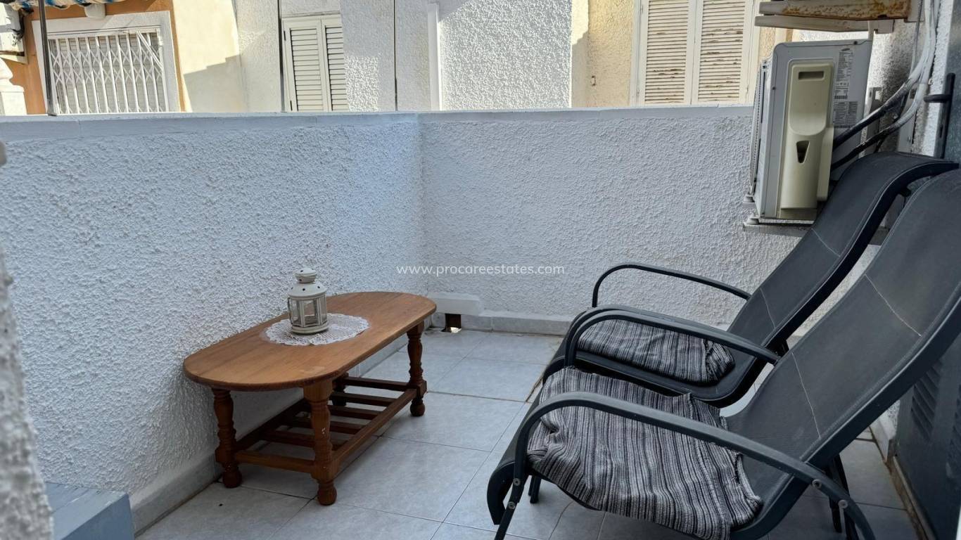 Resale - Apartment - Torrevieja - Acequion