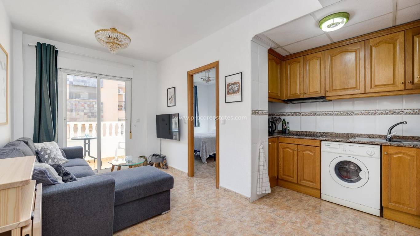 Resale - Apartment - Torrevieja - Acequion