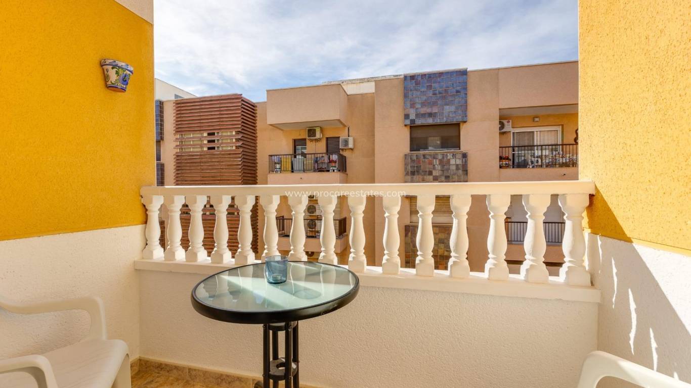 Resale - Apartment - Torrevieja - Acequion