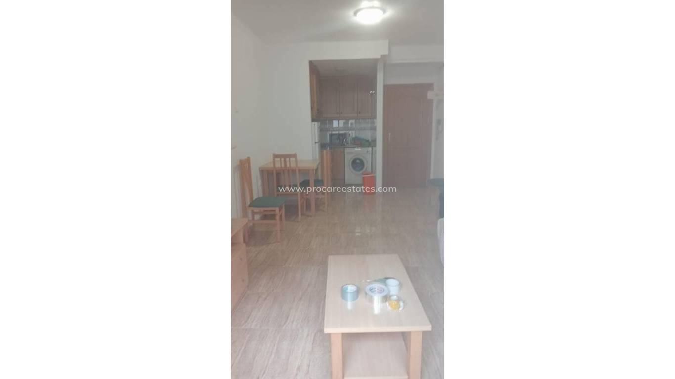 Resale - Apartment - Torrevieja - Acequion