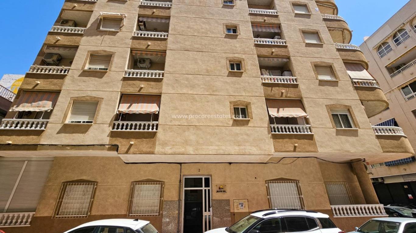 Resale - Apartment - Torrevieja - Acequion