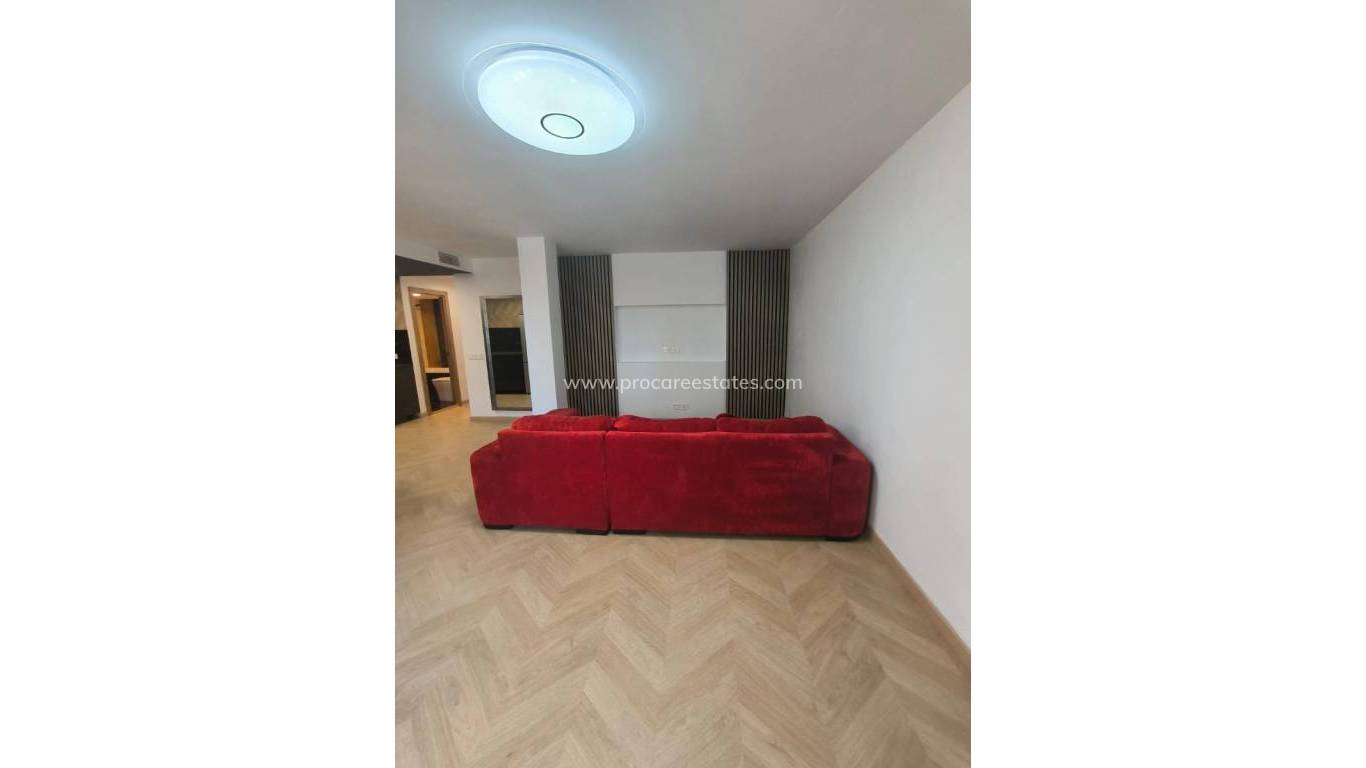 Resale - Apartment - Torrevieja - Acequion