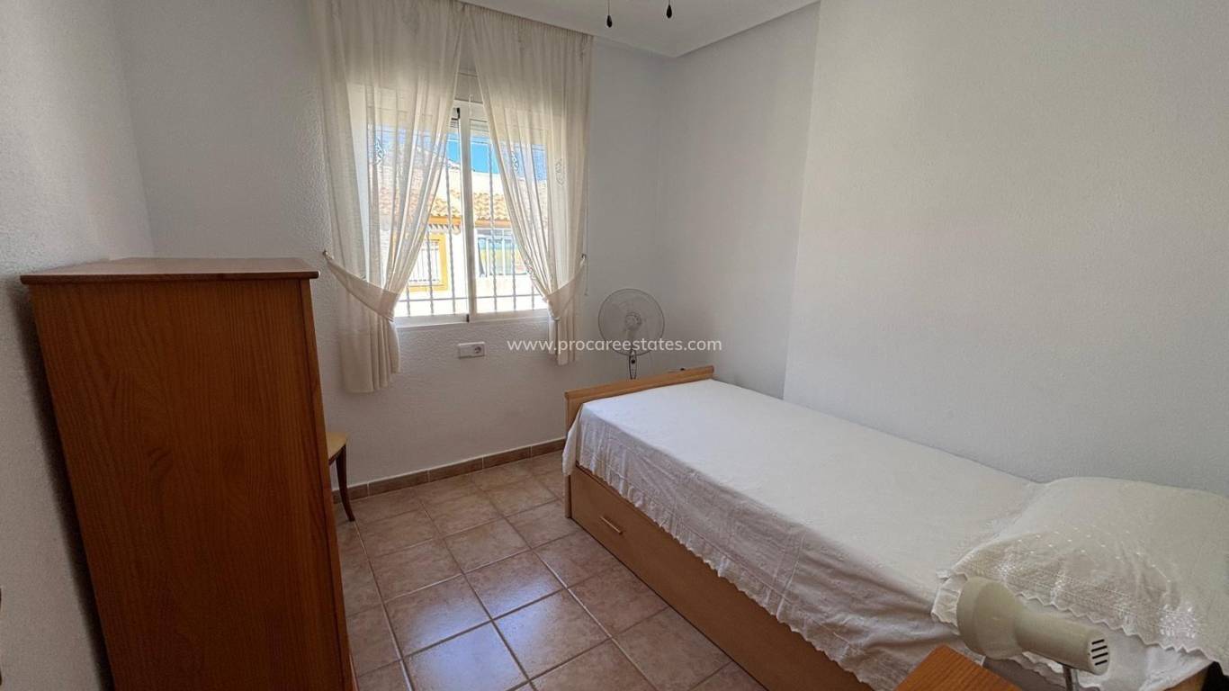 Resale - Apartment - Torrevieja - Acequion