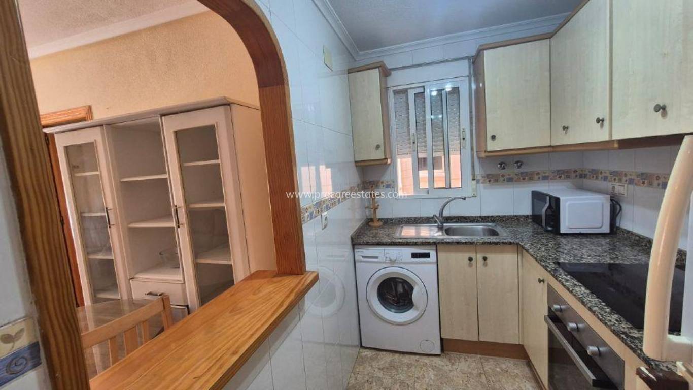 Resale - Apartment - Torrevieja - Acequion