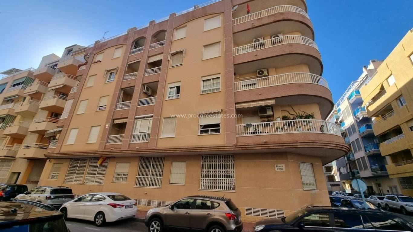 Resale - Apartment - Torrevieja - Acequion