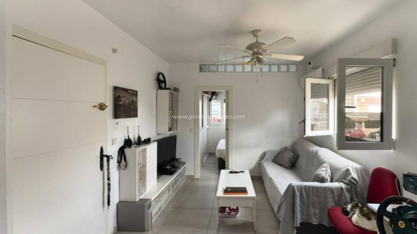 Resale - Apartment - Torrevieja - Acequion