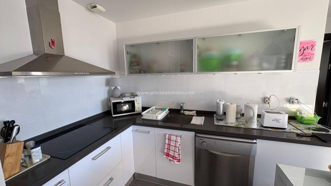 Resale - Apartment - Torrevieja - Acequion