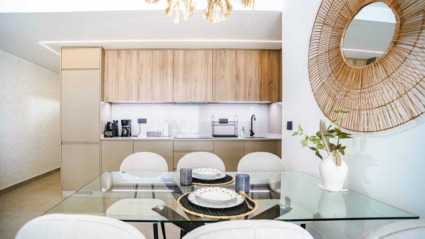 Resale - Apartment - Torrevieja - Acequion