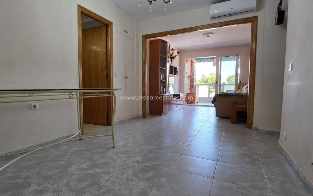 Resale - Apartment - Torrevieja - Acequion