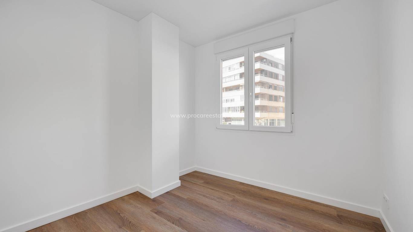 Resale - Apartment - Torrevieja - Acequion