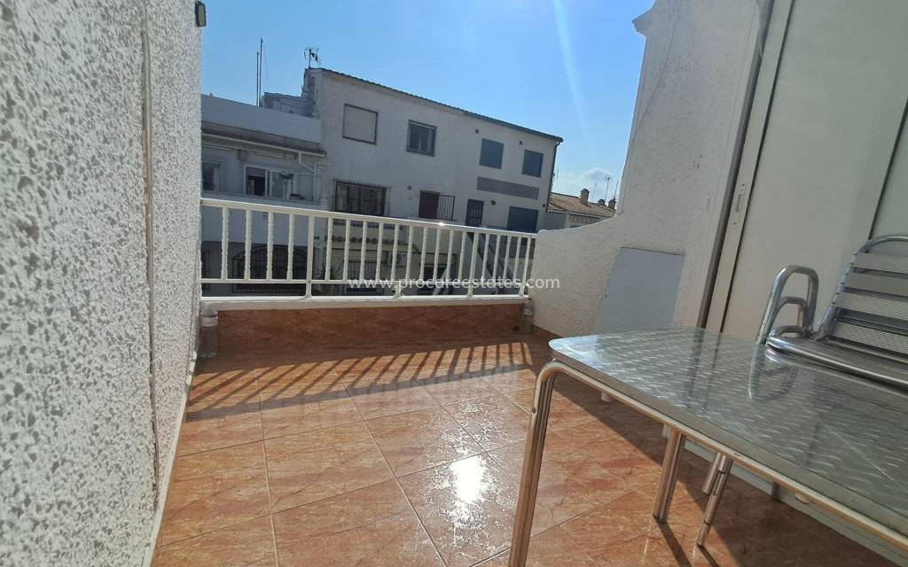 Resale - Apartment - Torrevieja - Acequion