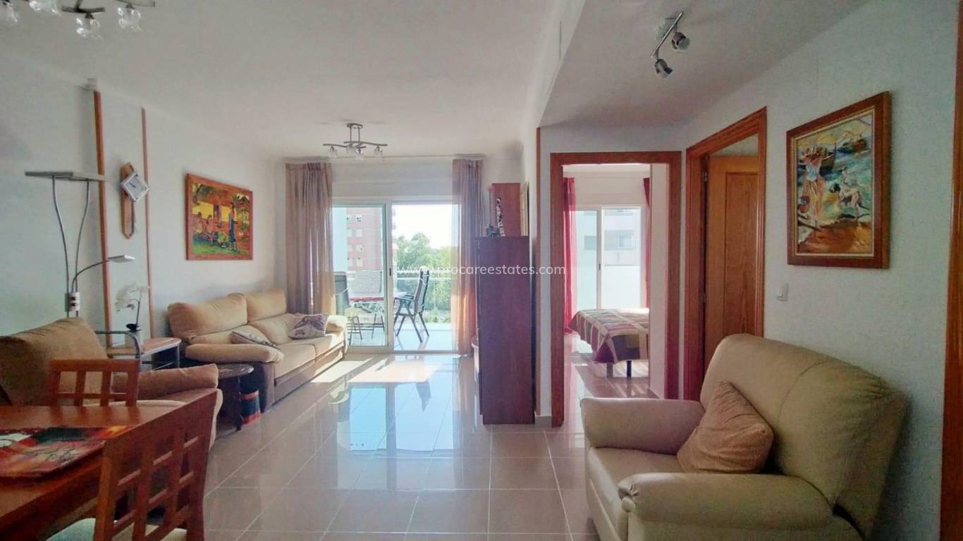 Resale - Apartment - Torrevieja - Acequion