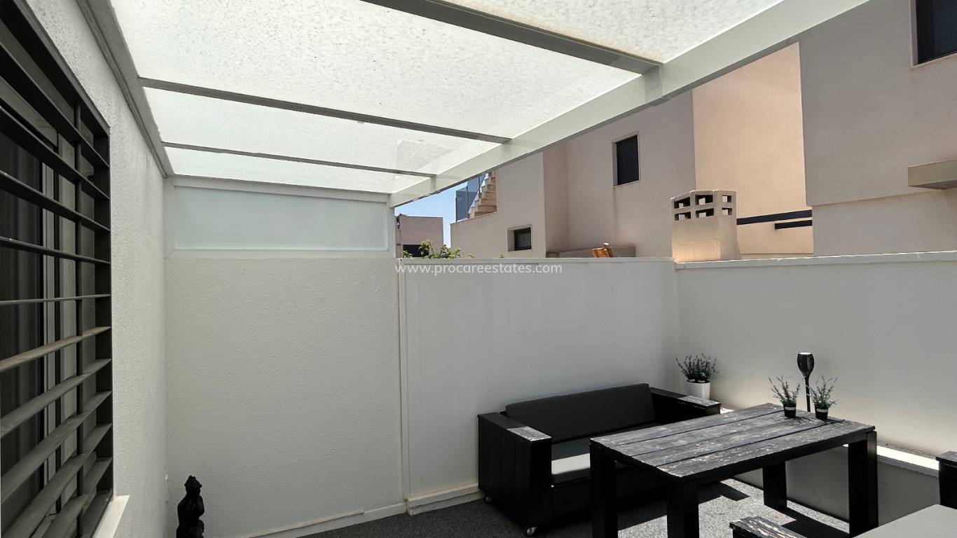 Resale - Apartment - Torrevieja - Aguas Nuevas