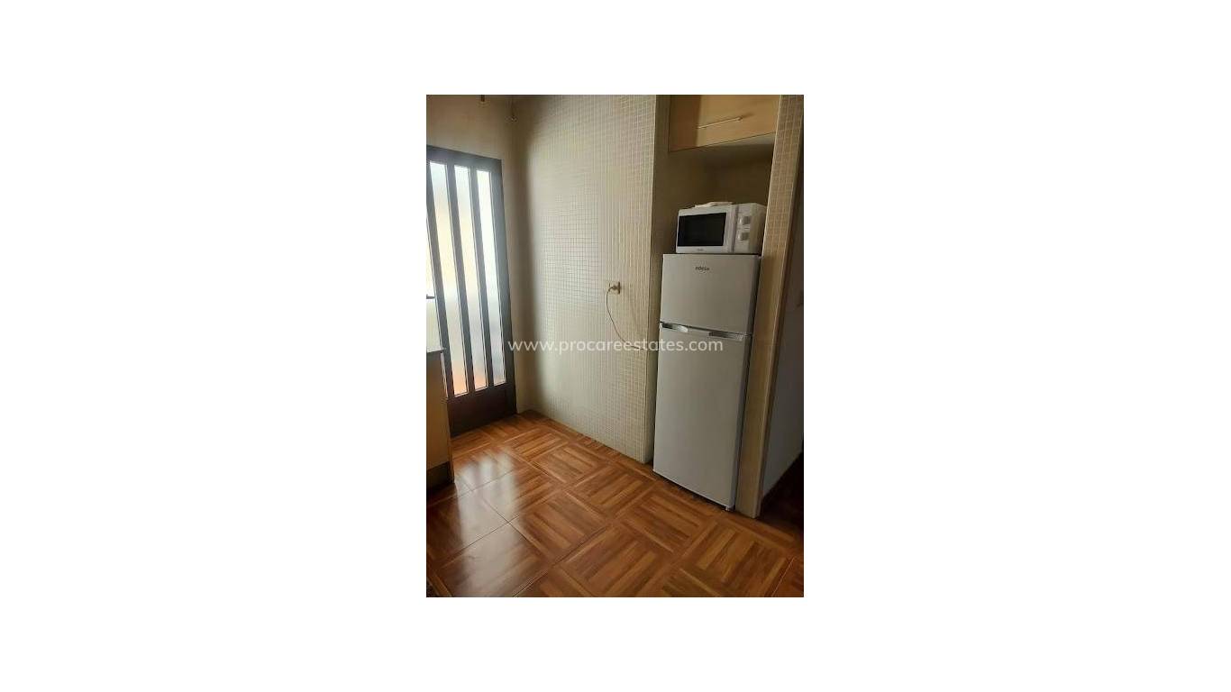 Resale - Apartment - Torrevieja - Aguas Nuevas