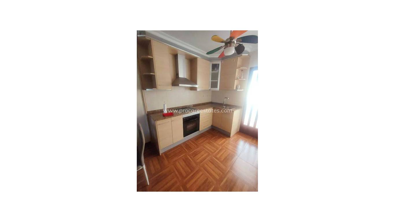 Resale - Apartment - Torrevieja - Aguas Nuevas