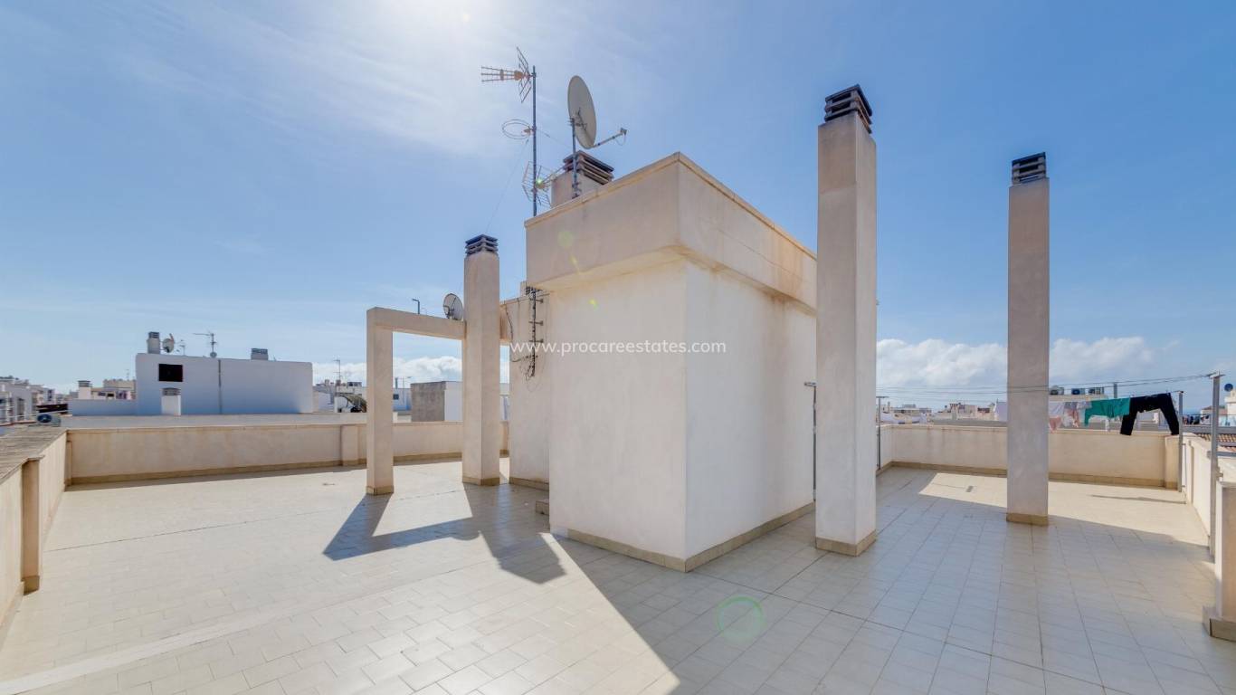 Resale - Apartment - Torrevieja - Aguas Nuevas