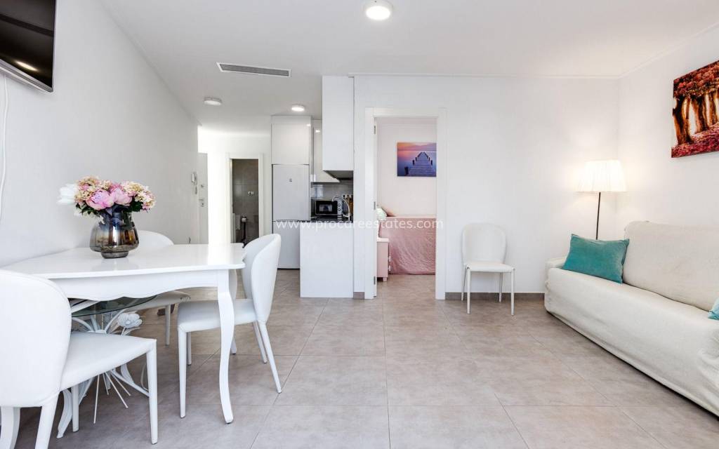 Resale - Apartment - Torrevieja - Aguas Nuevas