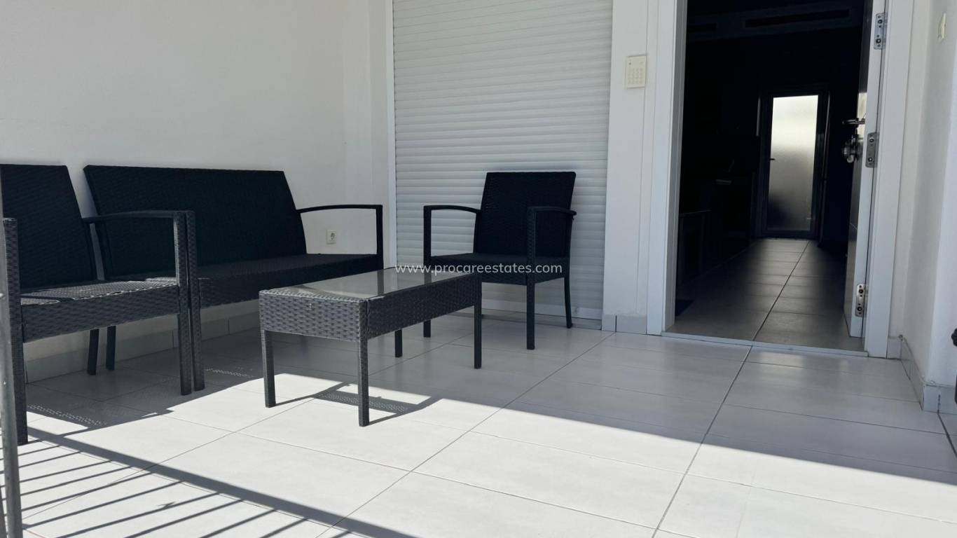 Resale - Apartment - Torrevieja - Aguas Nuevas