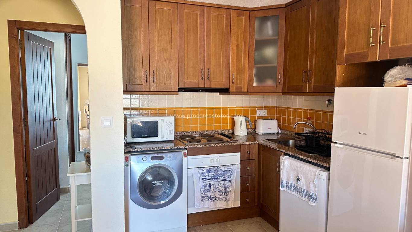 Resale - Apartment - Torrevieja - Aguas Nuevas