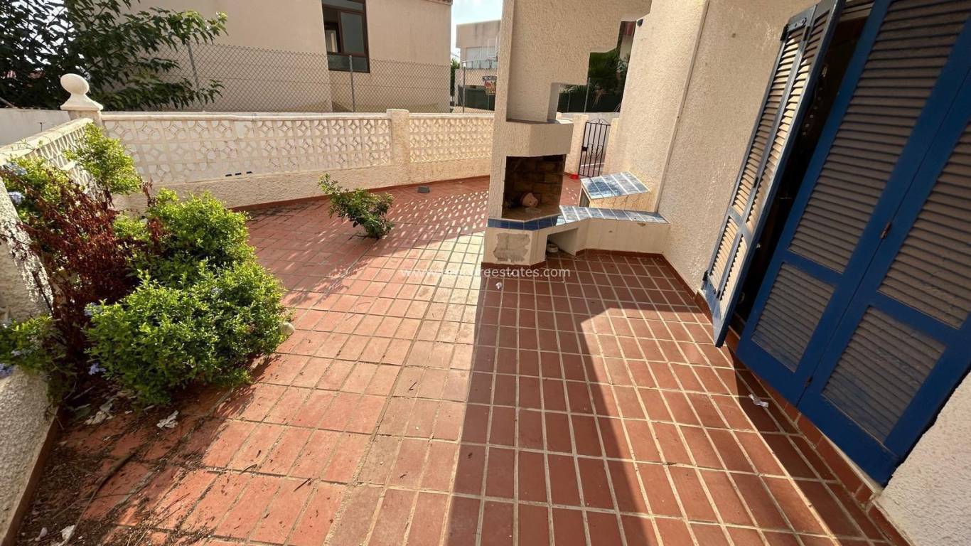 Resale - Apartment - Torrevieja - Cabo Cervera