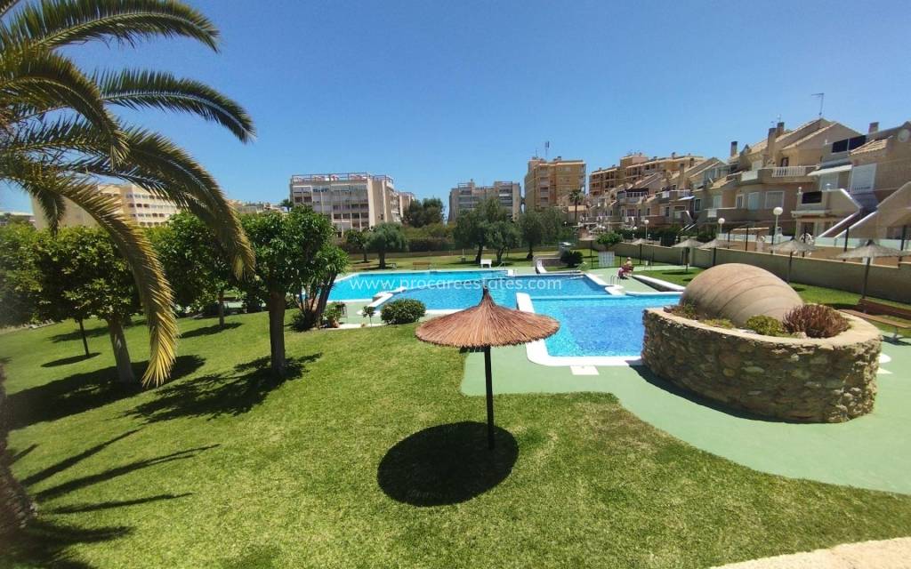 Resale - Apartment - Torrevieja - Cabo Cervera