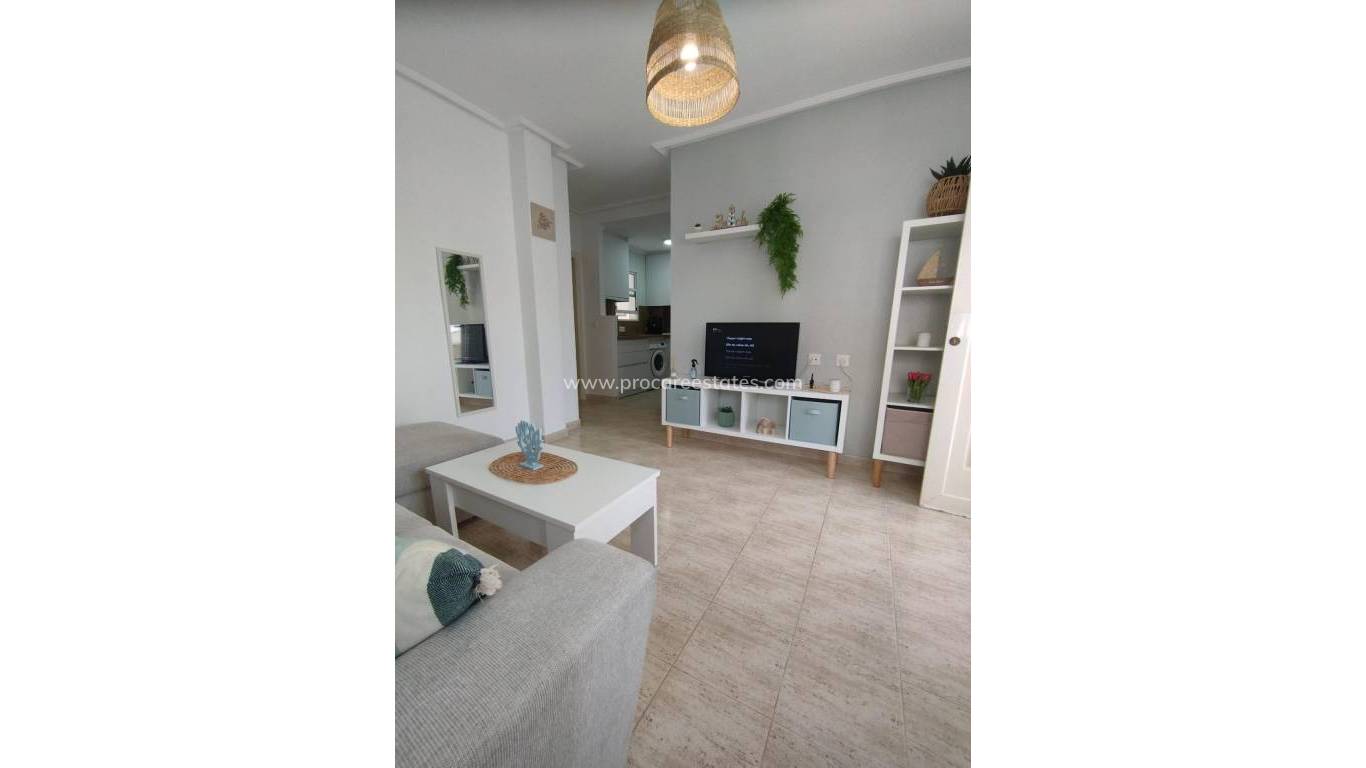 Resale - Apartment - Torrevieja - Cabo Cervera